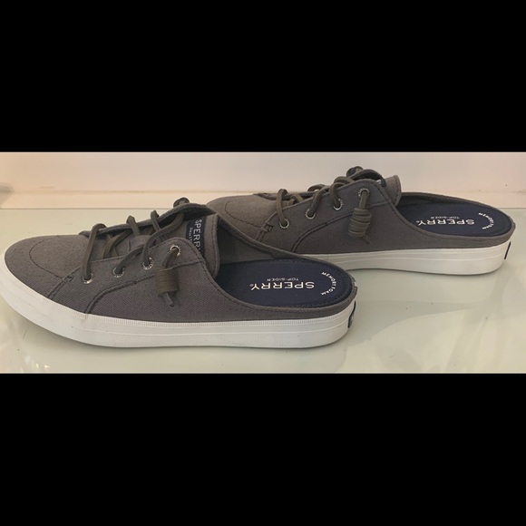 sperry crest mule sneaker